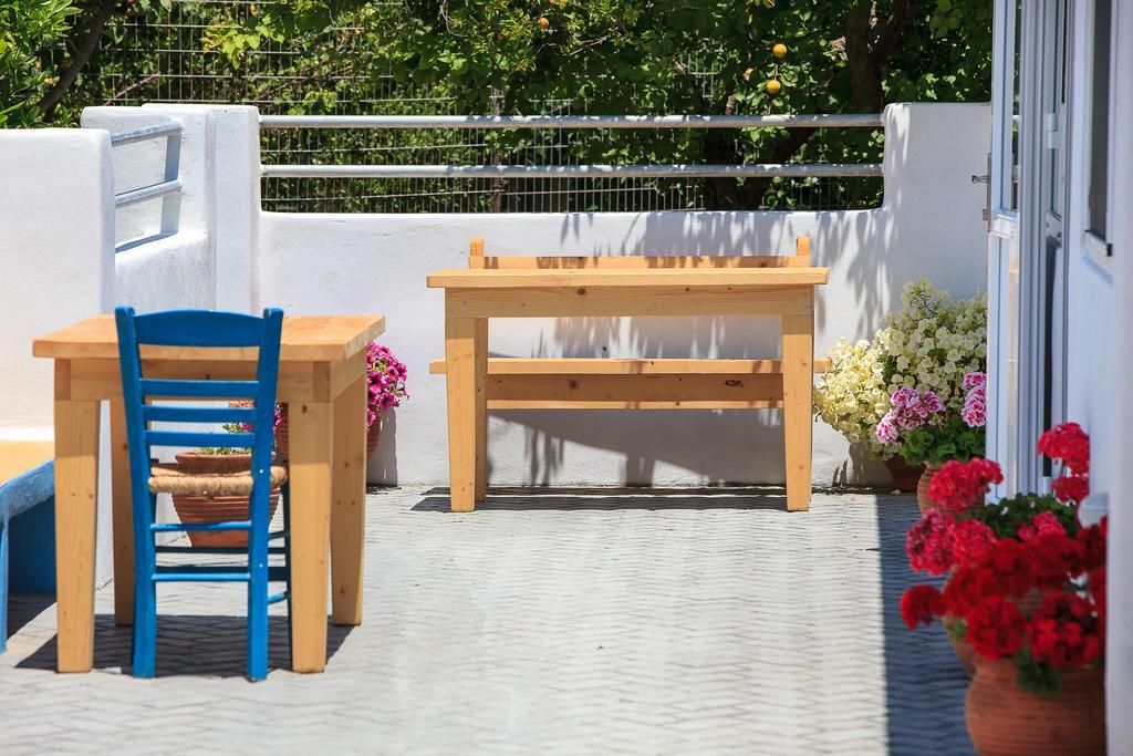Ampeli Apartments Páros 외부 사진