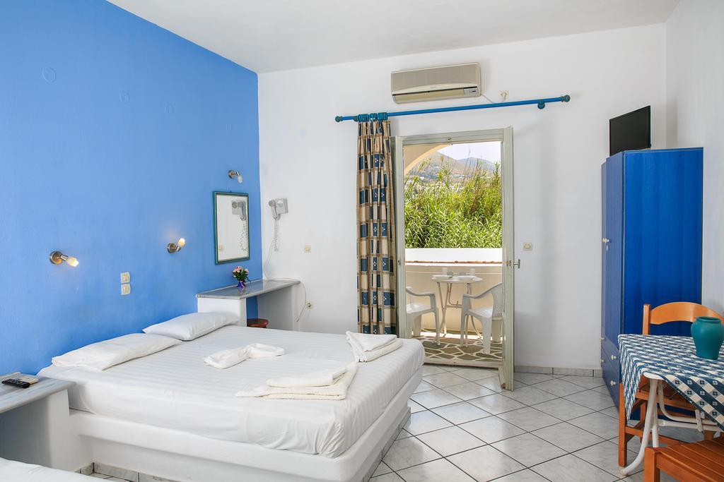 Ampeli Apartments Páros 객실 사진